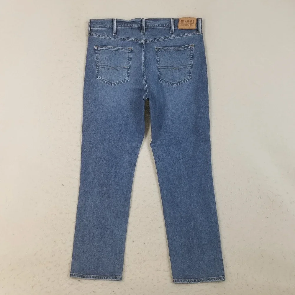 Signature by Levi Strauss & Co. signature by